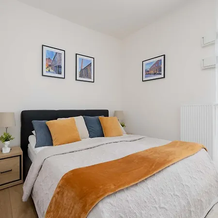 Modern With A Balcony And Parking Near Pge By Renters Apartamento