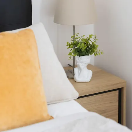 Apartamento Modern With A Balcony And Parking Near Pge By Renters