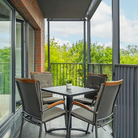 Apartamento Modern With A Balcony And Parking Near Pge By Renters *